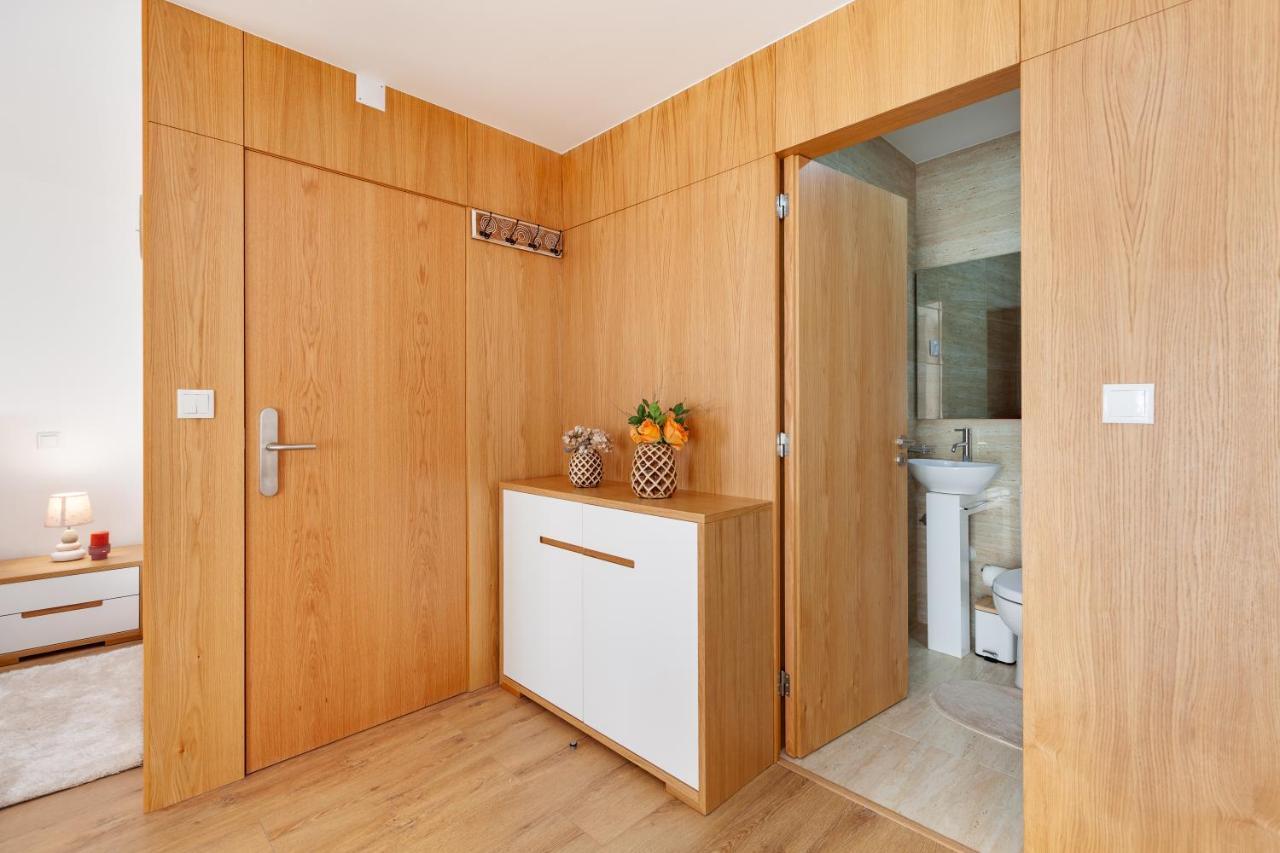 Avenida 1,2 E 3 Apartment