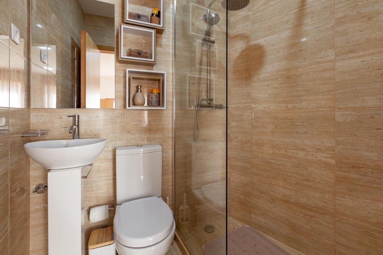Apartment Avenida 1,2 E 3